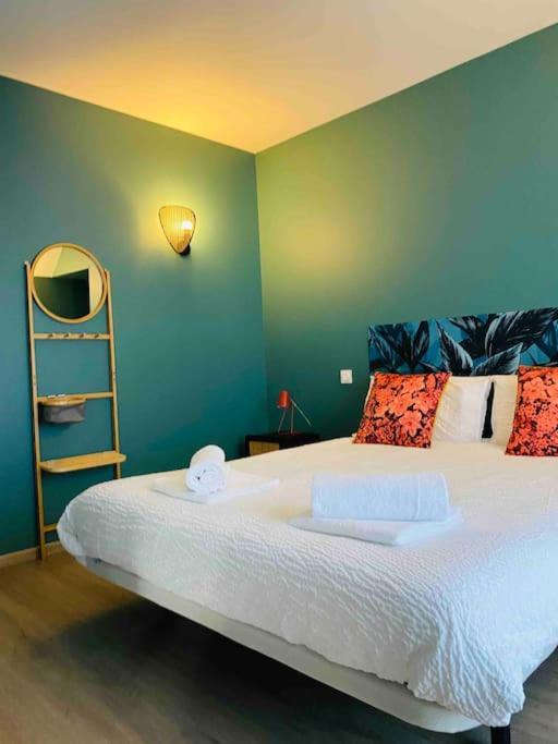 Appartement Proche Centre Historique Avec Parking Sarlat-la-Caneda Ngoại thất bức ảnh